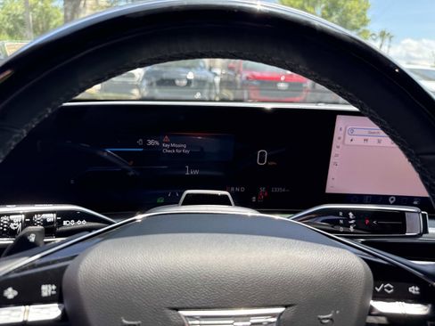 Used 2025 Cadillac Lyriq Luxury w/ LPO, Floor Liner Package AWD/4WD image 30
