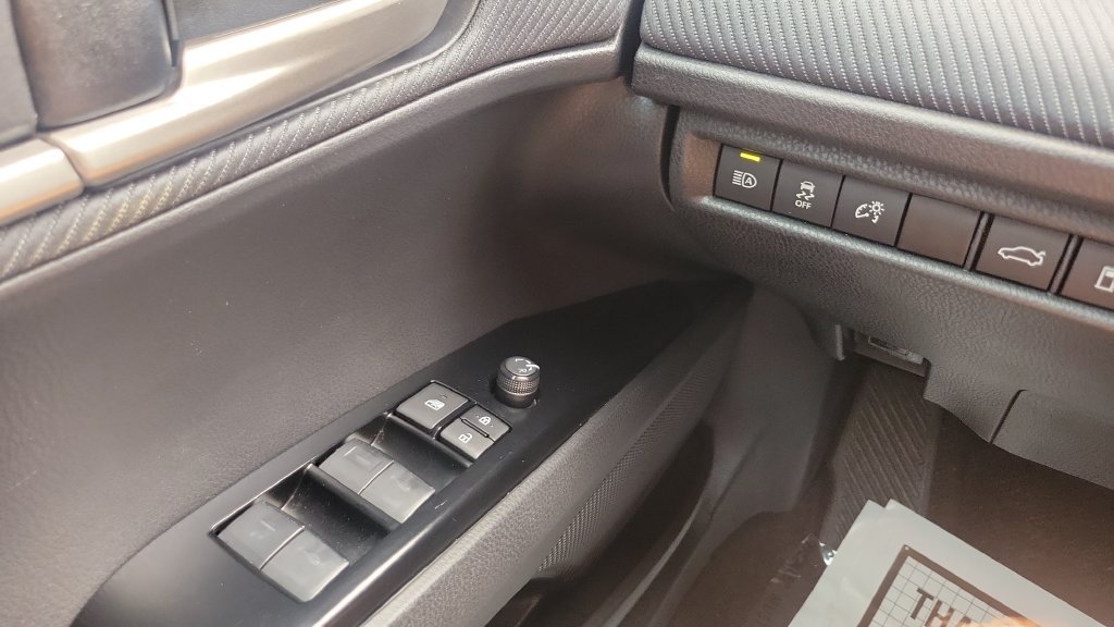 Certified 2025 Toyota Camry SE w/ Convenience Package AWD/4WD image 18