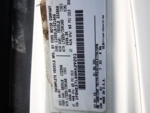 Used 1998 Ford E-350 and Econoline 350 image 15