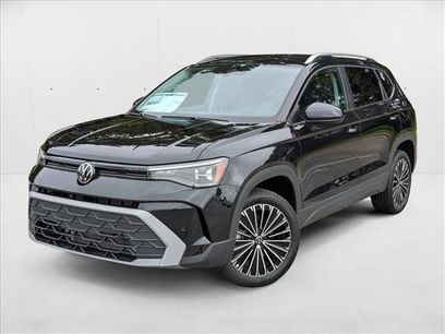 New 2025 Volkswagen Taos SE