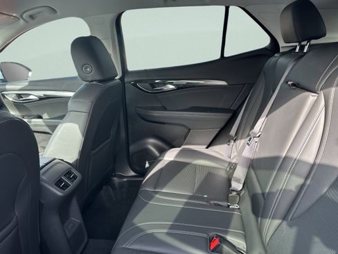 Used 2024 Buick Envision Preferred image 13