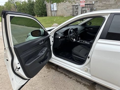 Used 2021 Nissan Altima 2.5 S w/ Driver Assist Package image 8