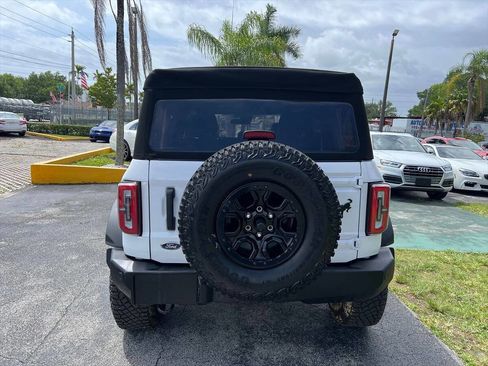 Used 2024 Ford Bronco Wildtrak image 6