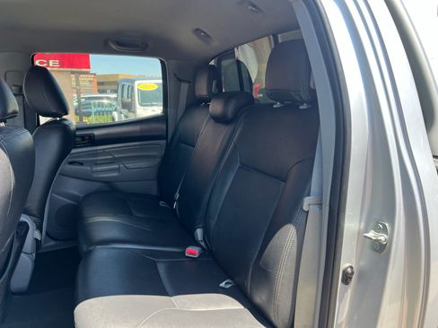 Used 2013 Toyota Tacoma PreRunner w/ SR5 Pkg RWD image 10