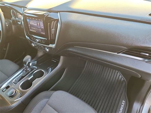 Certified 2023 Chevrolet Traverse LT image 27