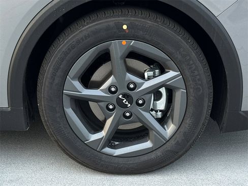 New 2025 Kia K4 LXS image 7