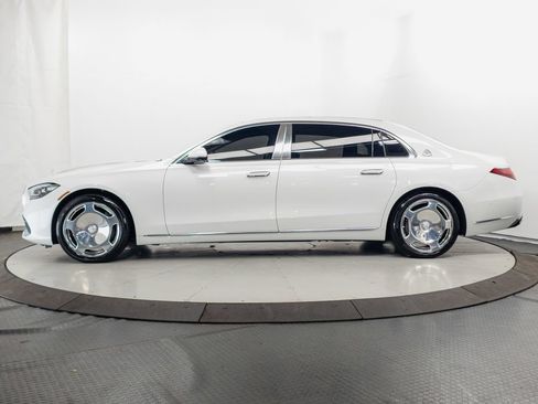 Used 2024 Mercedes-Benz Maybach S 580 4MATIC image 4