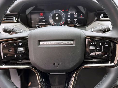 Used 2026 Land Rover Range Rover Velar Dynamic SE image 14