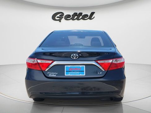 Used 2016 Toyota Camry LE FWD image 10