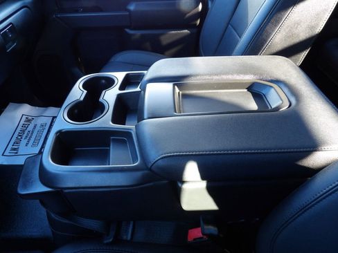 Used 2021 GMC Sierra 3500 4x4 Crew Cab w/ Convenience Package image 25