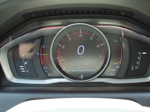 Used 2015 Volvo XC60 T6 Platinum AWD/4WD image 15