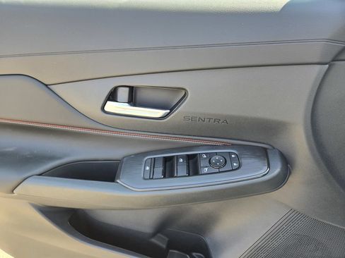 New 2026 Nissan Sentra SR w/ Floor Mat Package FWD image 12