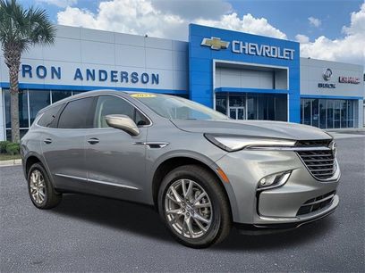 Used 2023 Buick Enclave Essence w/ Experience Buick Package
