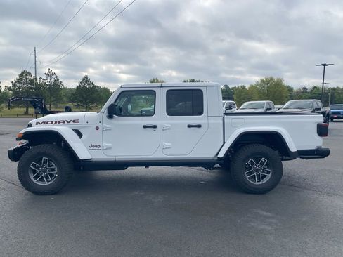 New 2026 Jeep Gladiator Mojave AWD/4WD image 4