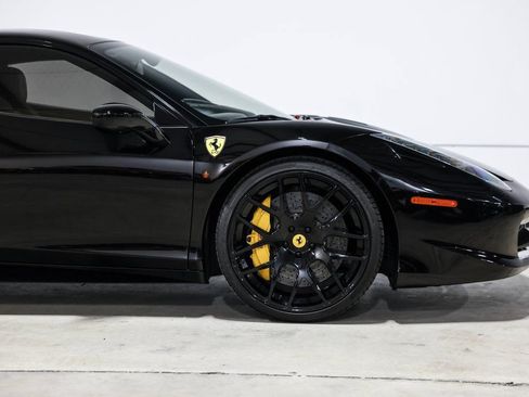 Used 2012 Ferrari 458 Italia Coupe RWD image 4