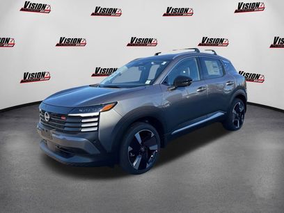 New 2026 Nissan Kicks SR w/ Cold Weather Package