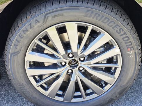 New 2026 Nissan Murano SL image 10