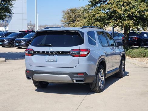 New 2026 Honda Pilot EX-L image 3