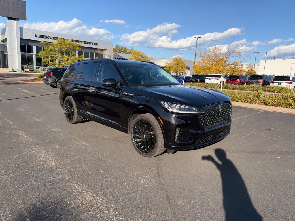 Used 2025 Lincoln Aviator Reserve w/ Jet Appearance Package AWD/4WD image 18