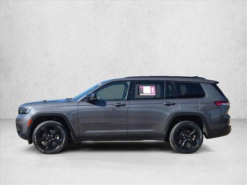 Used 2023 Jeep Grand Cherokee L Laredo AWD/4WD image 5