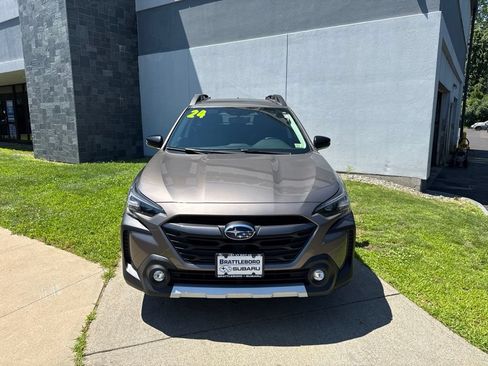 Used 2024 Subaru Outback Limited XT AWD/4WD image 9
