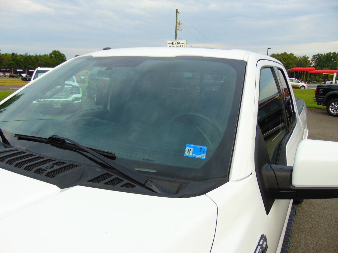 Used 2015 Ford F150 Lariat AWD/4WD image 47