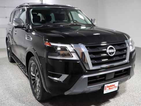 Used 2023 Nissan Armada Platinum w/ Cargo Package AWD/4WD image 5