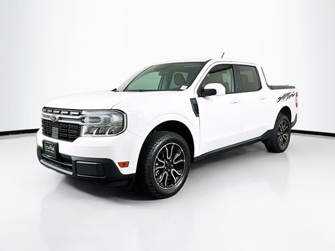 Used 2022 Ford Maverick Lariat w/ Lariat Luxury Package image 3