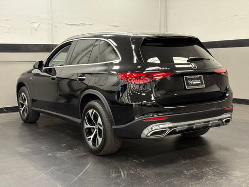 Certified 2025 Mercedes-Benz GLC 350e 4MATIC image 9