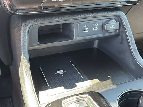 Used 2023 Honda Pilot EX-L image 19