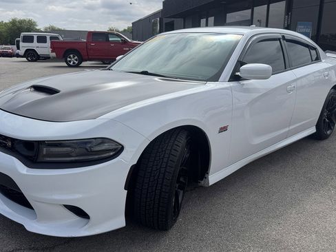 Used 2020 Dodge Charger Scat Pack w/ Driver Convenience Group RWD image 4