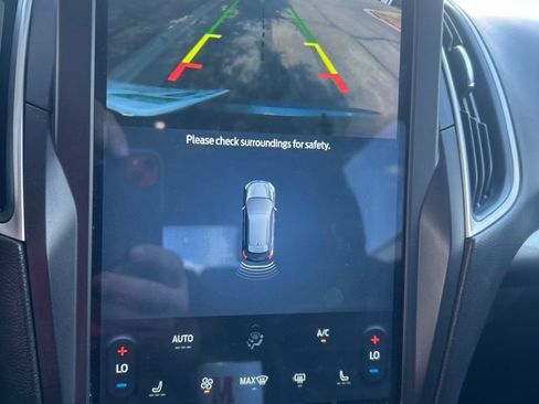 Used 2024 Ford Edge SEL AWD/4WD image 7