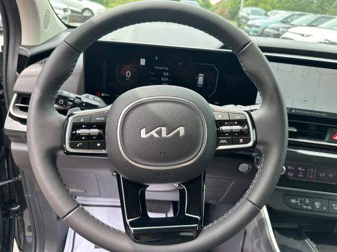 New 2026 Kia Carnival SX Prestige image 25