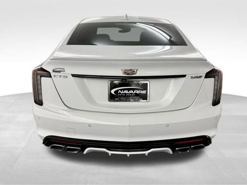 Used 2022 Cadillac CT5 V w/ LPO, ONYX Package image 8