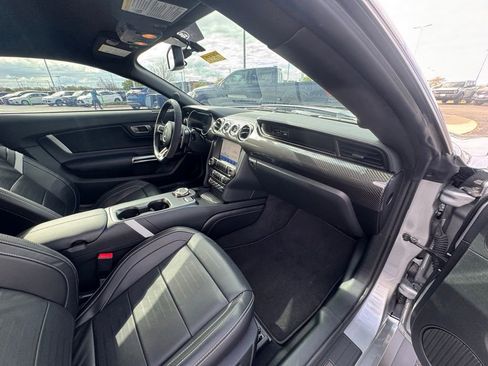 Used 2020 Ford Mustang Shelby GT500 w/ Technology Package RWD image 18
