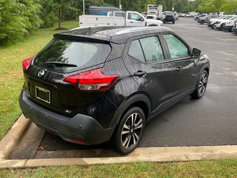 Used 2020 Nissan Kicks SV FWD image 31