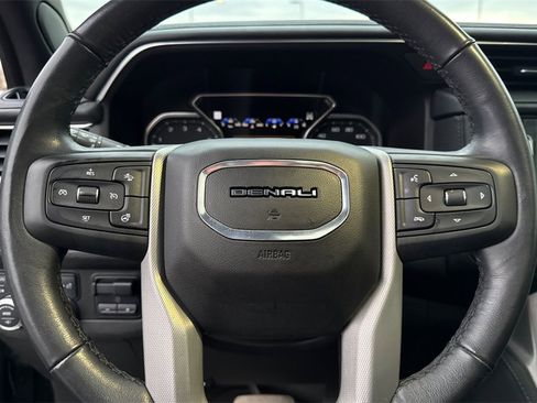 Used 2021 GMC Yukon Denali w/ Denali Ultimate Package image 28