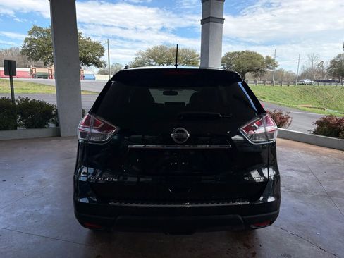 Used 2016 Nissan Rogue SL w/ SL Premium Package image 5