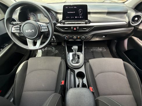 Used 2023 Kia Forte LXS FWD image 17