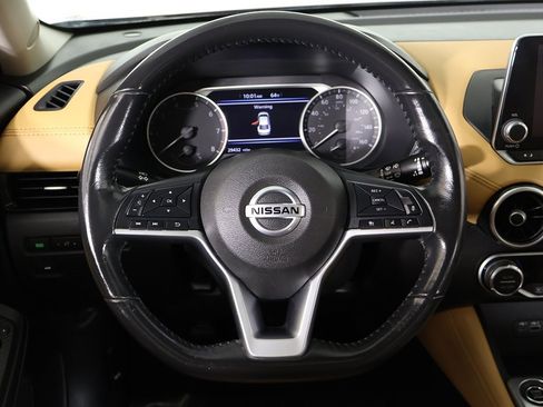 Used 2021 Nissan Sentra SV w/ SV Premium Package image 39