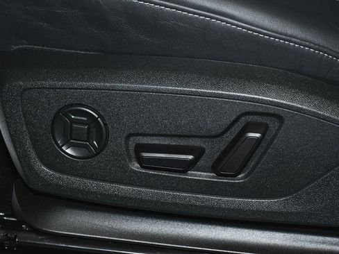 Used 2024 Audi Q4 e-tron Premium Plus w/ Premium Plus image 47