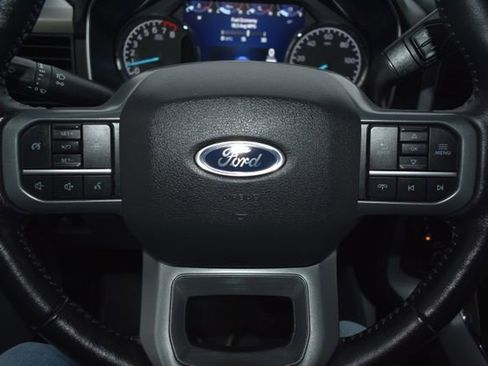 Used 2022 Ford F150 XLT w/ Equipment Group 302A High AWD/4WD image 18