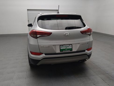 Used 2017 Hyundai Tucson Sport FWD image 6