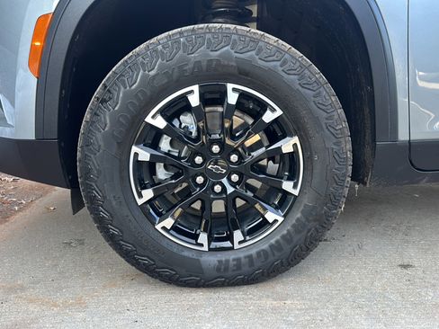 Used 2024 Chevrolet Traverse Z71 w/ LPO, Floor Liner Package image 41