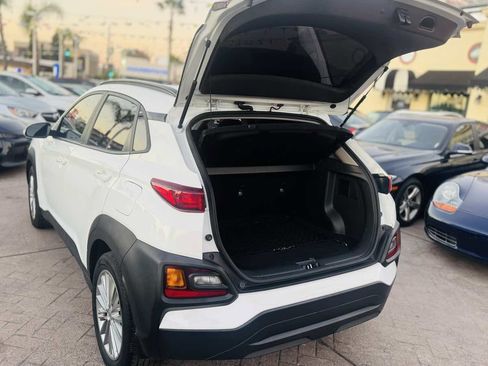Used 2021 Hyundai Kona SEL w/ Cargo Package image 8