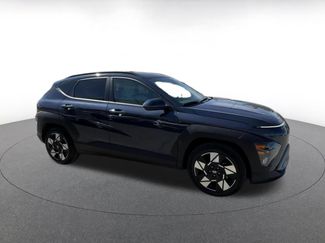 Used 2025 Hyundai Kona SEL video 2