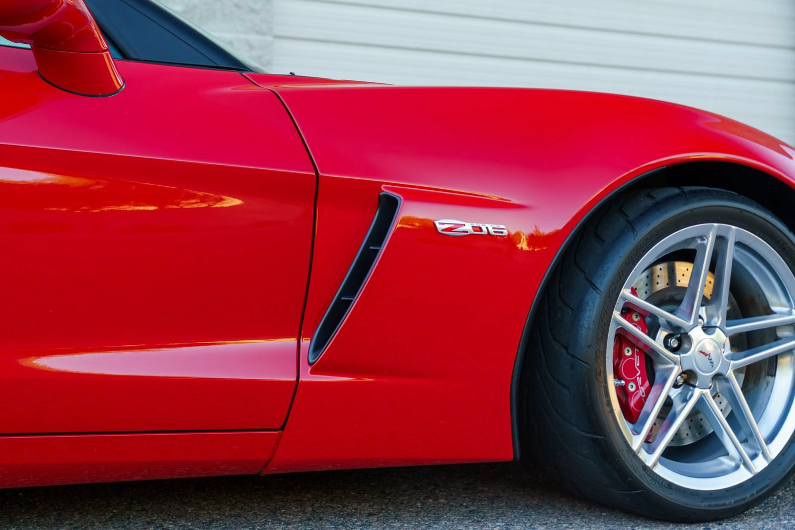 Used 2006 Chevrolet Corvette Z06 w/ Preferred Equipment Group RWD image 59