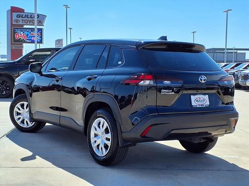 Certified 2026 Toyota Corolla Cross L image 2