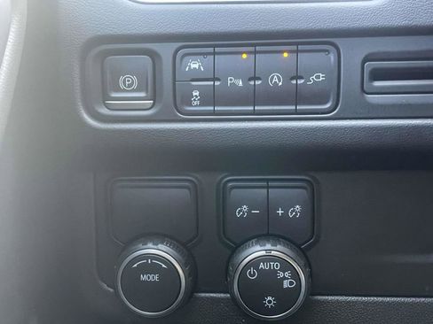 Used 2022 Chevrolet Tahoe LT RWD image 29