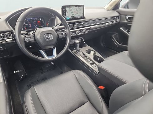 Used 2024 Honda Civic Touring image 11